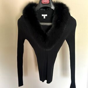 Cache Fur Collar Sweater Medium